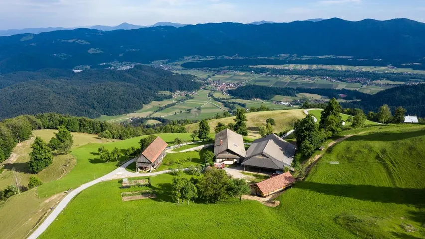Ferienwohnung für 4 Personen, mit Garten und Ausblick - 1
