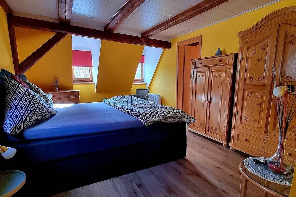 Ganze Wohnung, Loft-Ferienwohnung mit Balkon in Gunzenhausen, Fränkisches Seenland