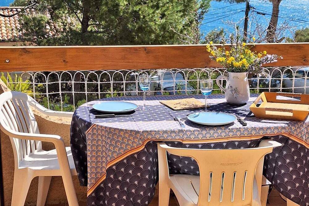 Appartement entier, Charmant appartement dans villa en bord de mer in Ensuès-la-Redonne, Côte méditerranéenne (France)