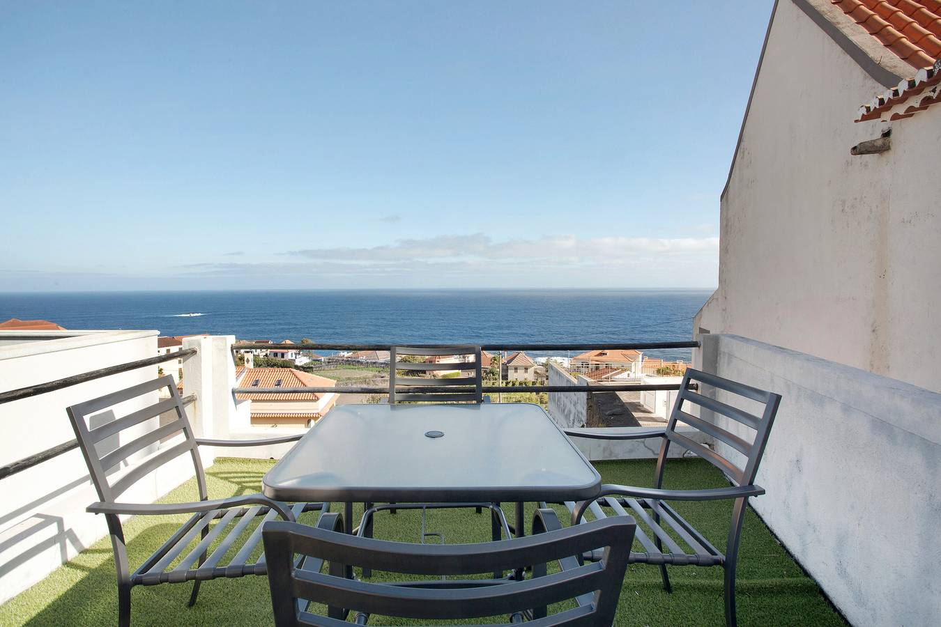 Villa 'Seaside Haven - Soulful Stays' mit Meerblick, Wlan und Klimaanlage in Porto Moniz, Madeira