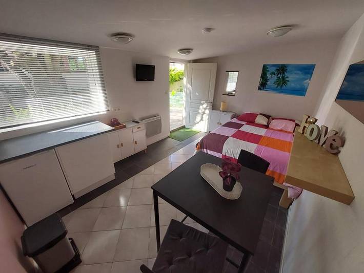 Maison de vacances pour 2 personnes, avec Terrasse et Jardin à Champigny-sur-Marne