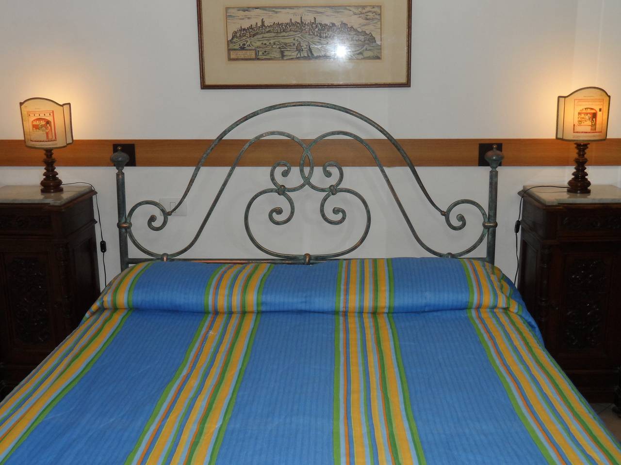Casa Serafina tipico trilocale zona storica verde in Orvieto, Provincia di Terni