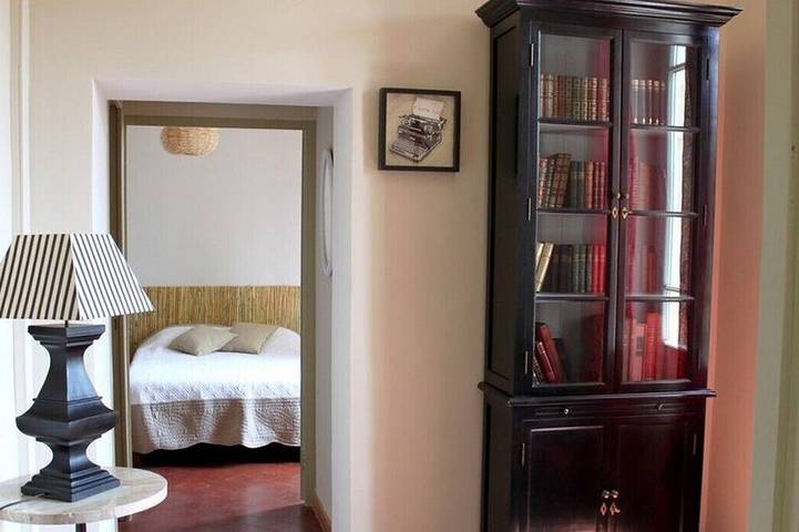 Old Provencal farmhouse, warm and comfortable, with private swimming pool in Mazan, Parque natural regional del Mont Ventoux