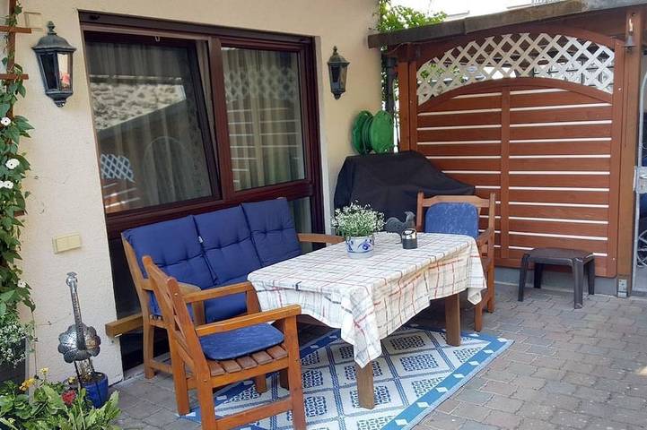 Ferienwohnung für 2 Personen, mit Terrasse in Rhens