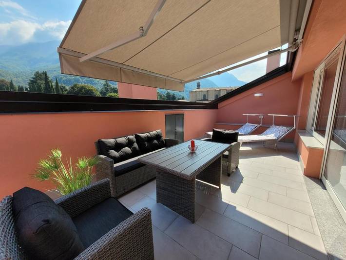 Ferienhaus für 4 Personen, mit Balkon und Terrasse sowie Ausblick in Pisogne