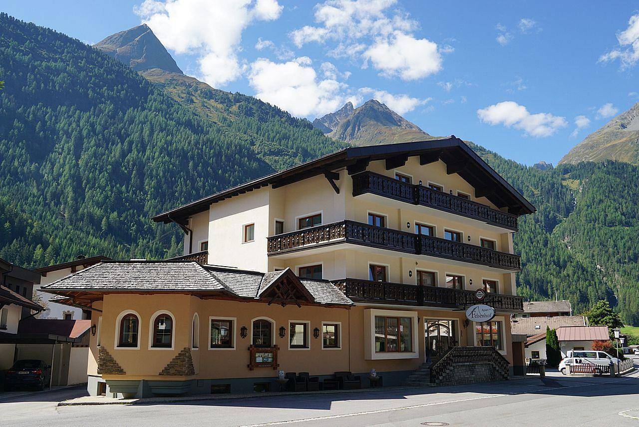 Ganze Ferienwohnung, Appartement Wilde Geige in Huben, Längenfeld