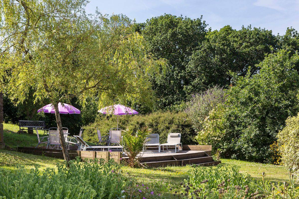 Château pour 15 personnes avec terrasse in Trémel, Ceinture Dorée