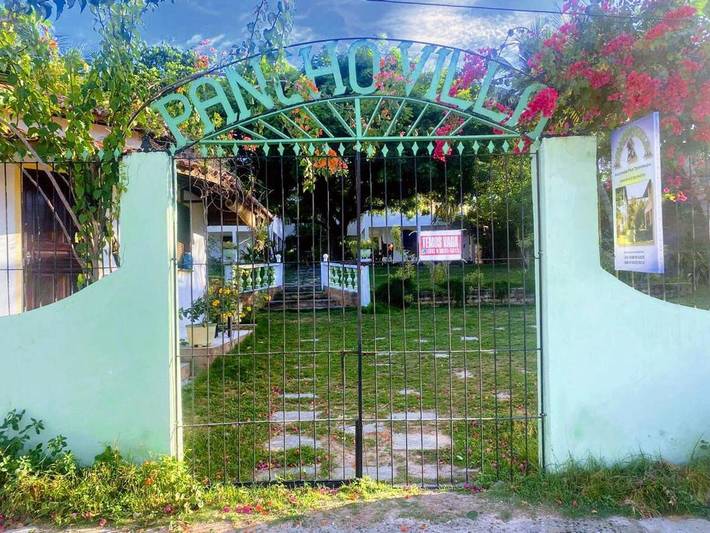 Pousadas para 3 pessoas, com jardim e vista e ainda balcão em Aracati