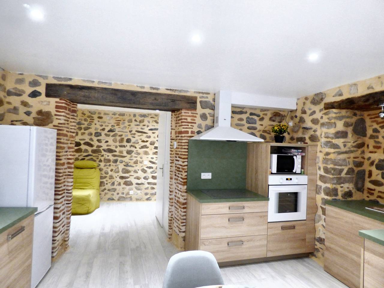 Casa cómoda en el corazón de Brioude con aparcamiento privado. in Brioude, Macizo Central