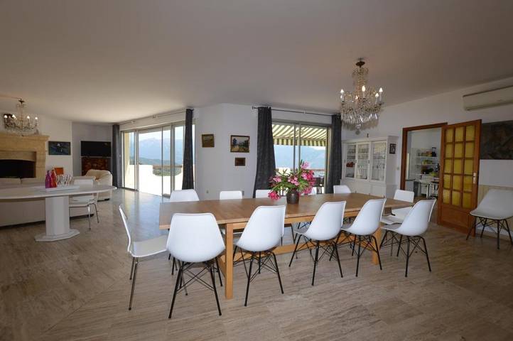 Location de vacances pour 15 personnes, avec balcon et jardin ainsi que piscine et vue à Valle-di-Mezzana - 4