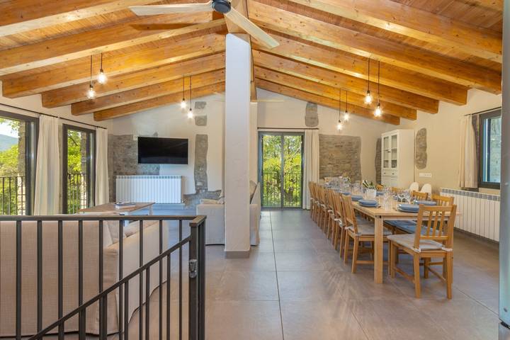 Casa Rural 'La Rossa' con Vistas a la Montaña, Piscina Privada y Wi-Fi in San Miguel de Campmajor, Pla de l'Estany
