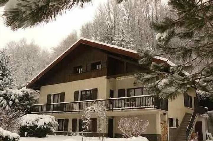 Appartement de vacances pour 4 personnes, avec terrasse et jardin