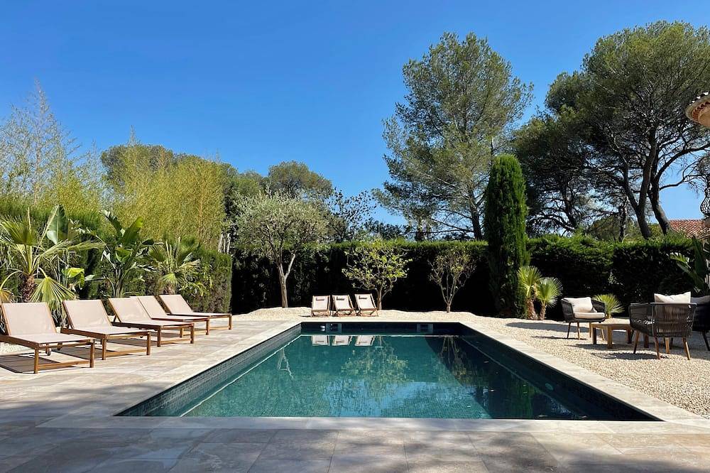 Villa pour 8 Personnes dans Boulouris, Saint-Raphaël