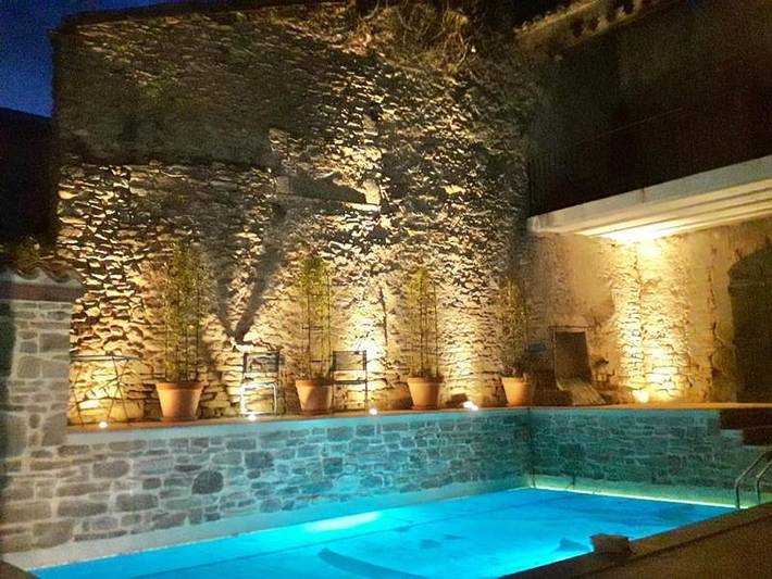 Gîte pour 3 personnes, avec Terrasse ainsi que Piscine et Vue à Siran - 4