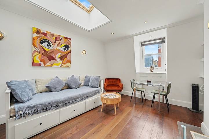 Vacation rental for 2 people, kid friendly in Downtown