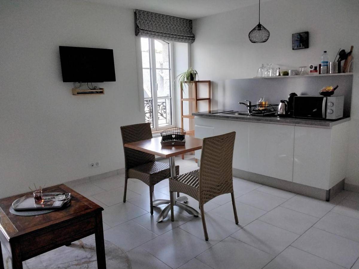 Large Double Room in Pont-Aven, Côte de Cornouaille