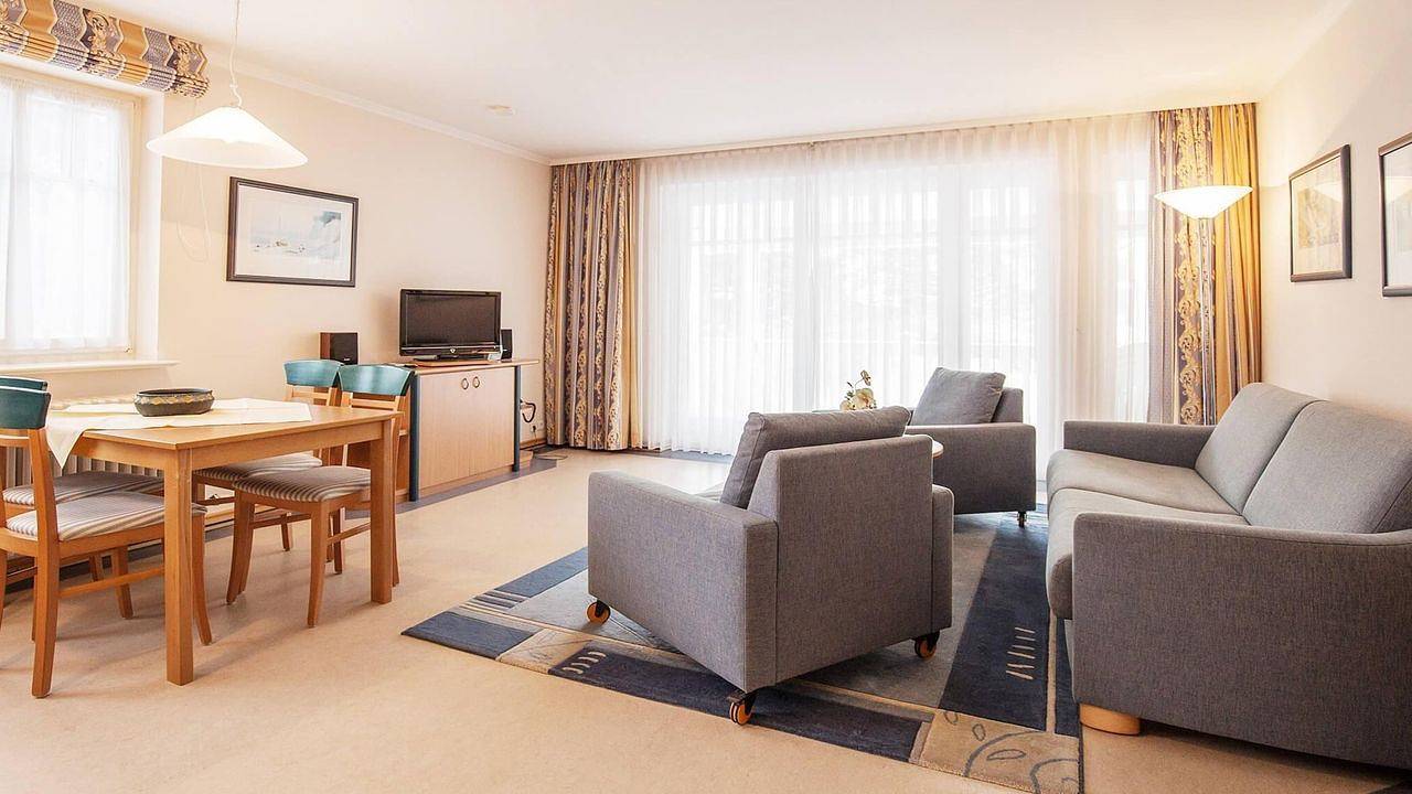 Entire holiday apartment, Ferienwohnung für 5 Personen (62 m²) in Binz (Ostseebad) in Ostseebad Binz, Binz