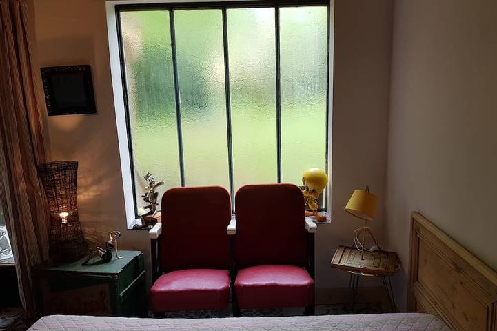 Location de vacances pour 2 personnes, avec jardin ainsi que terrasse et piscine à Sainte-Alvère - 4