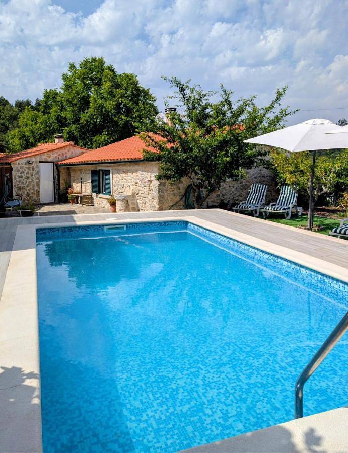 Casa de férias para 4 pessoas, com Terraço e Jardim e ainda Piscina and Vista em Ansiao