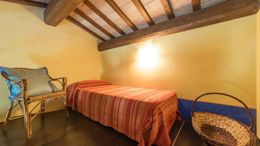 Casale Verdicchio 10+2, Emma Villas in Montecarotto, Provincia di Ancona