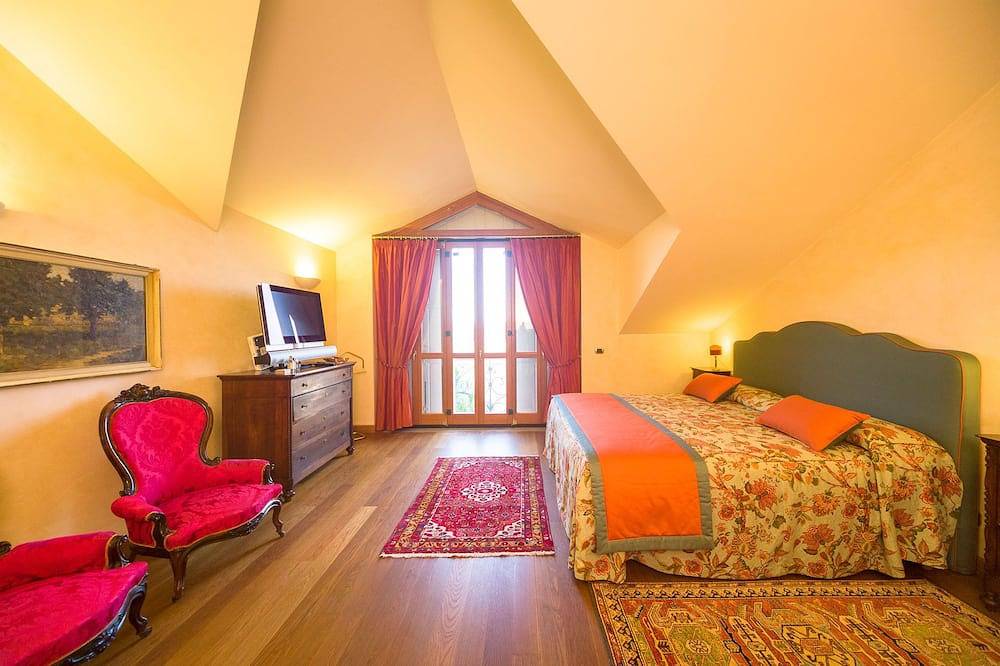 Villa I Turri, lusso nei vigneti in Cremolino, Provincia d'Alessandria