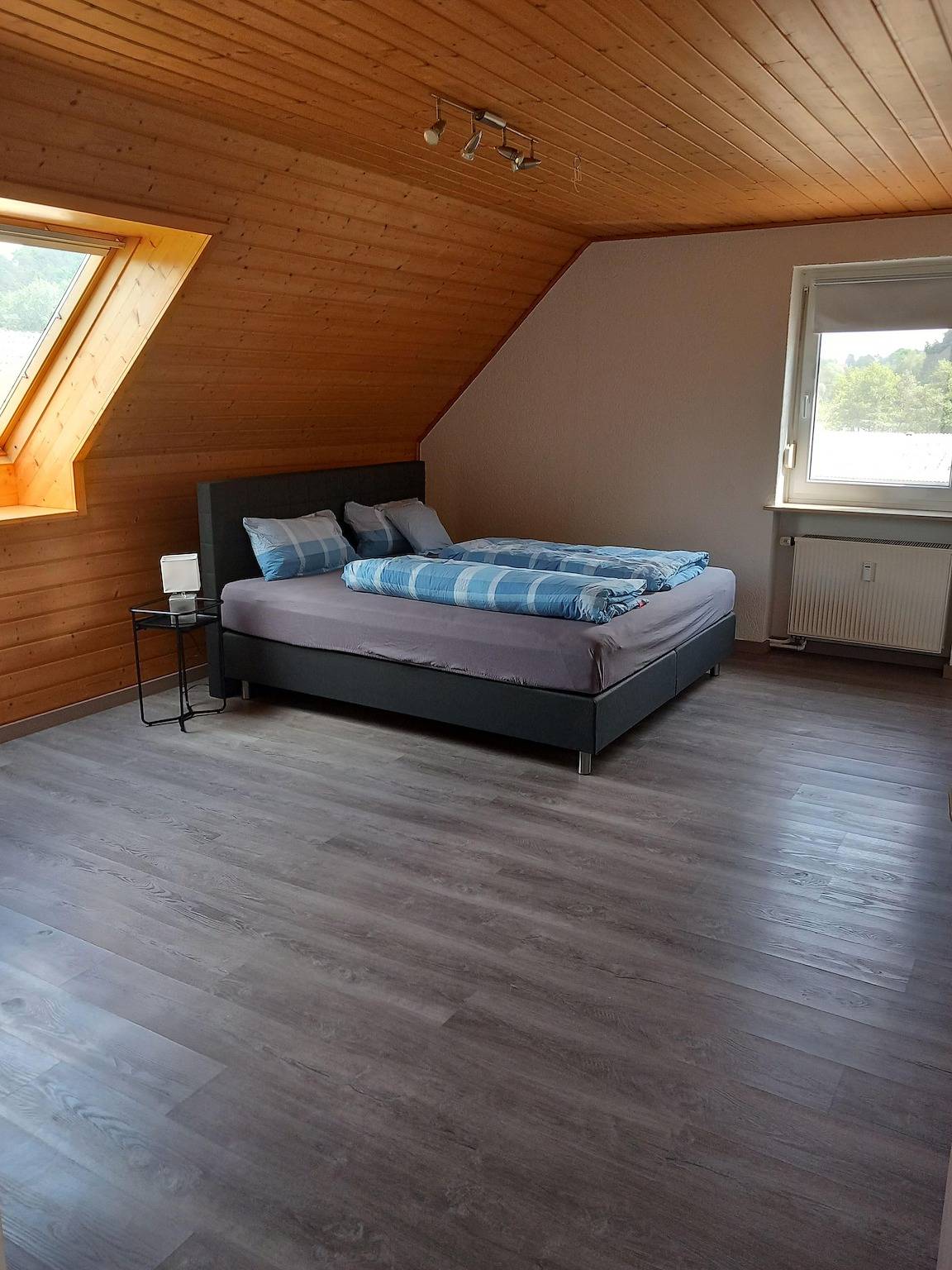 Ganze Wohnung, Ferienwohnung am Waldrand - Ferienwohnung Anna Am Waldrand in Bechhofen, Fränkisches Seenland