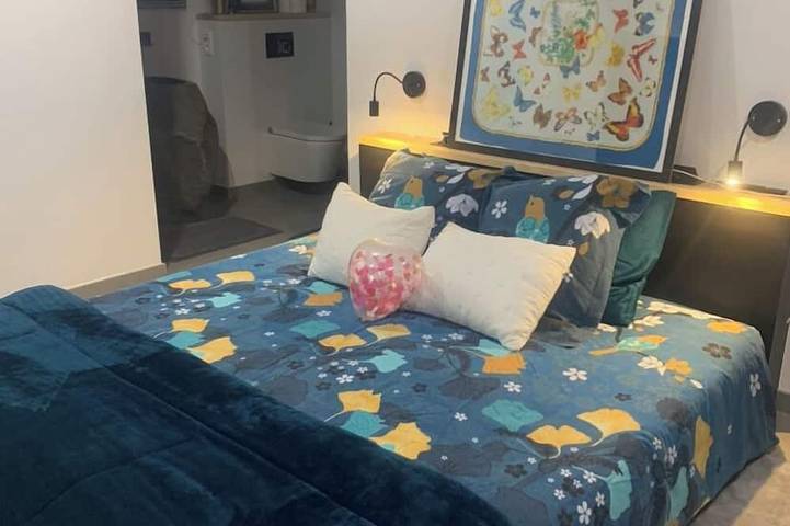 Location de vacances pour 8 personnes, avec jacuzzi ainsi que terrasse et jardin à Lagleygeolle - 2