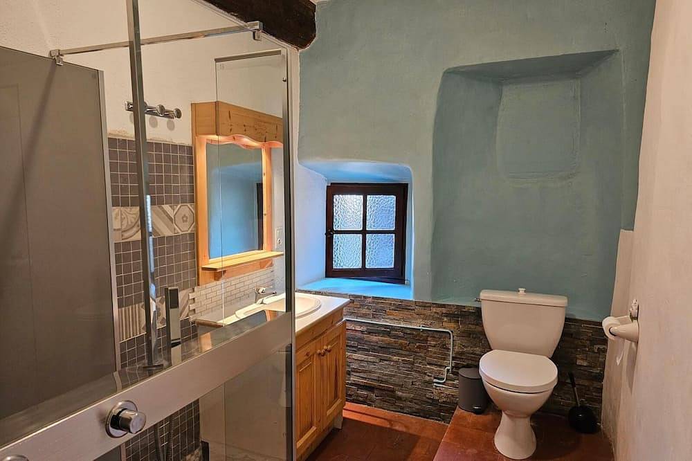 Entire apartment, Domaine de Bagard - Gîte la Bergerie 89m² 2/6 pers Terrace in Sauve, Le Vigan region