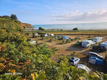 Gîte pour 6 personnes, avec vue et jardin à Hillion