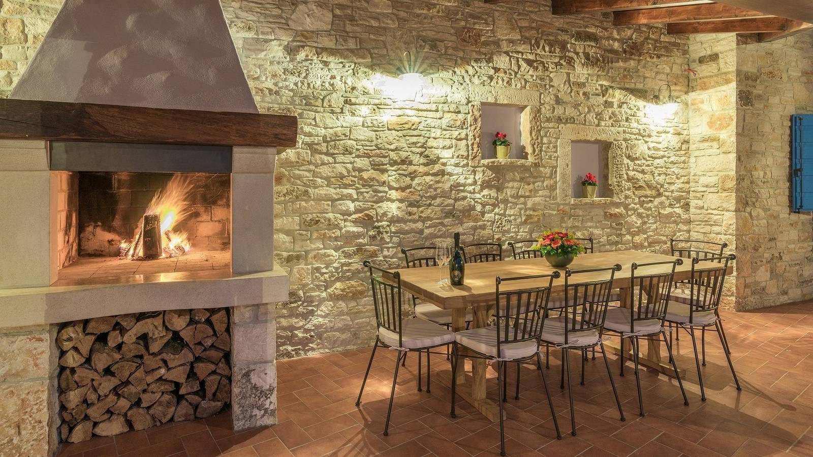 Heritage Villa Croc with pool in Buje, Centraal Istrië