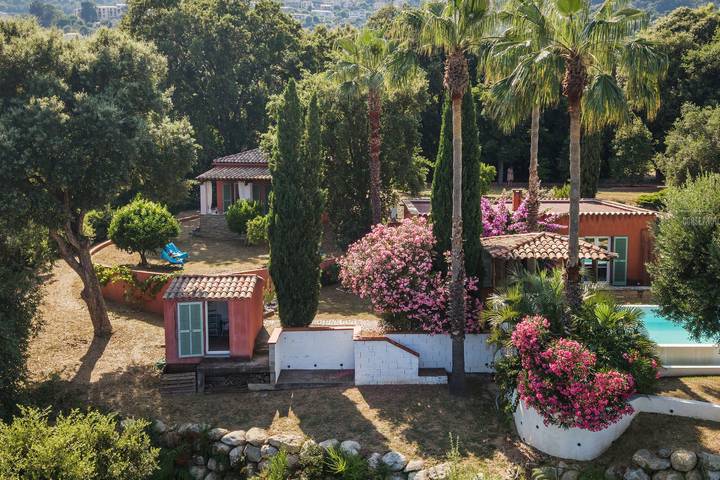 Casa de vacaciones para 2 personas con jardín in Valle-di-Campoloro, Región de Corte