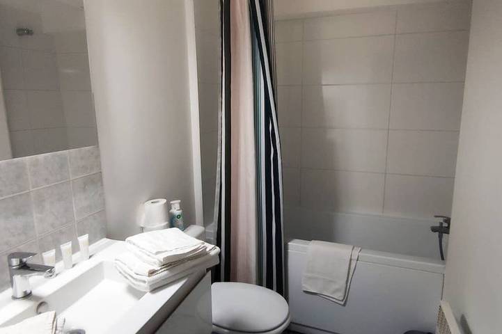 Gîte pour 2 personnes, avec balcon à Bègles - 4