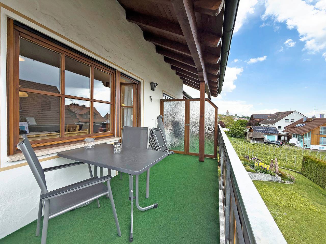 Ganze Wohnung, Ferienwohnung 'Meersburg' mit Seeblick, Gemeinschaftsgarten und Wi-Fi in Hagnau am Bodensee, Region Bodensee-Oberschwaben