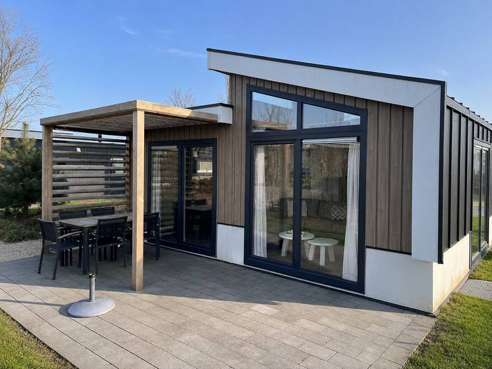 Ferienhaus für 6 Personen, mit Balkon/Terrasse und Terrasse sowie Garten in Südholland