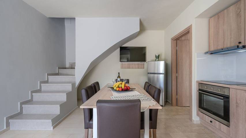 Location de vacances pour 8 personnes, avec jardin et piscine à Plakias - 4