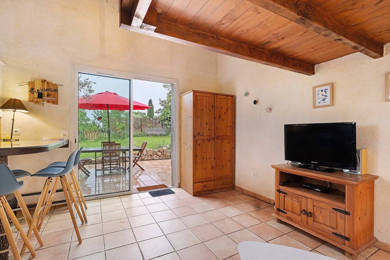 Cottage 'Les Lys' avec vue sur la montagne, Wi-Fi et climatisation in Berre-les-Alpes, Côte méditerranéenne (France)