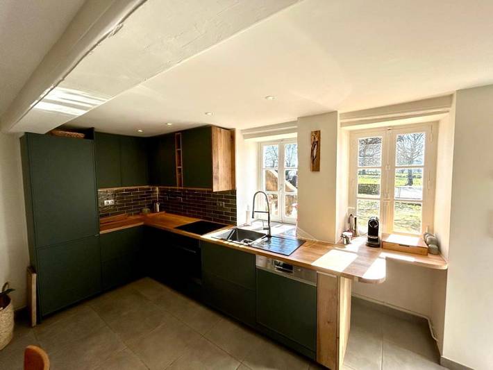 Location de vacances pour 6 personnes, avec piscine ainsi que jardin et vue, animaux acceptés à Dyo - 3