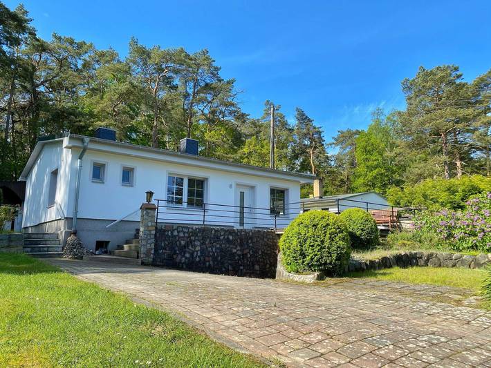 Bungalow für 4 Personen, mit Terrasse und Garten, kinderfreundlich in Sassnitz - 2