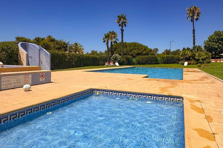 Ganze Wohnung, Praia da Marinha Apartment in Faro Distrikt