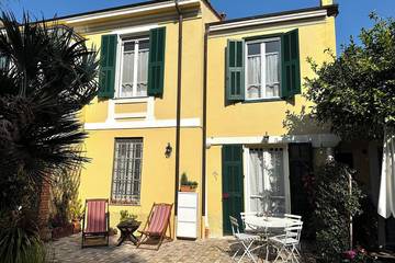 Gîte pour 6 personnes, avec terrasse et jardin à Vallecrosia