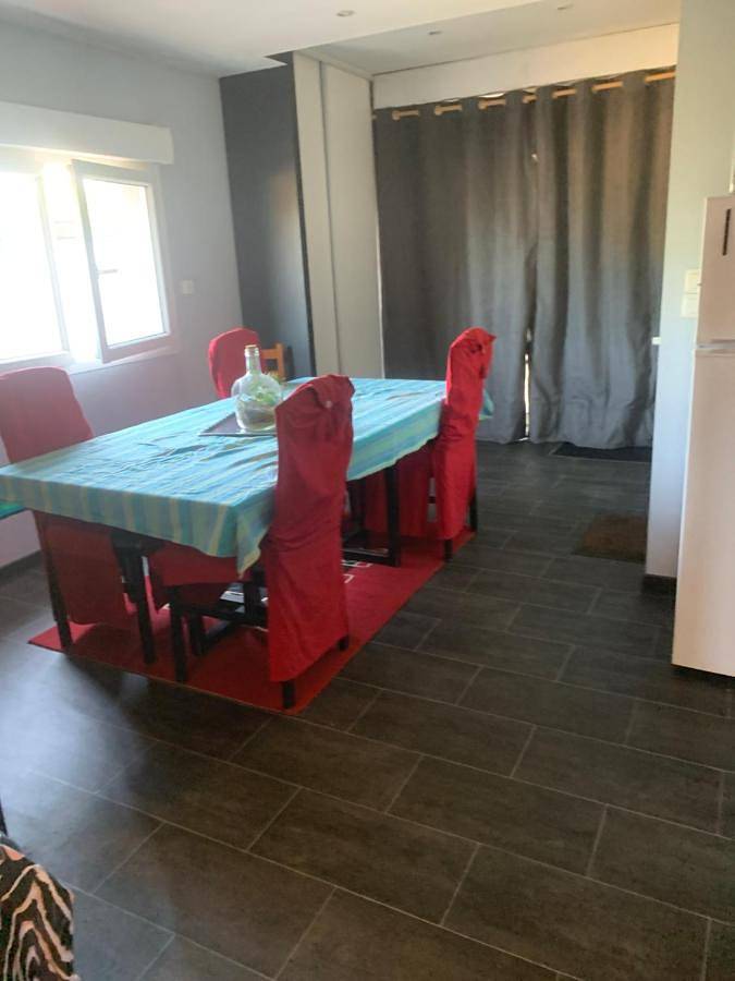 Gîte pour 5 personnes, avec jardin et vue, adapté aux familles à Parisot - 2