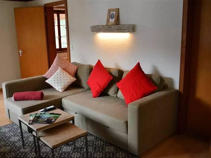 Hütte für 3 Personen, mit Balkon in Gstaad