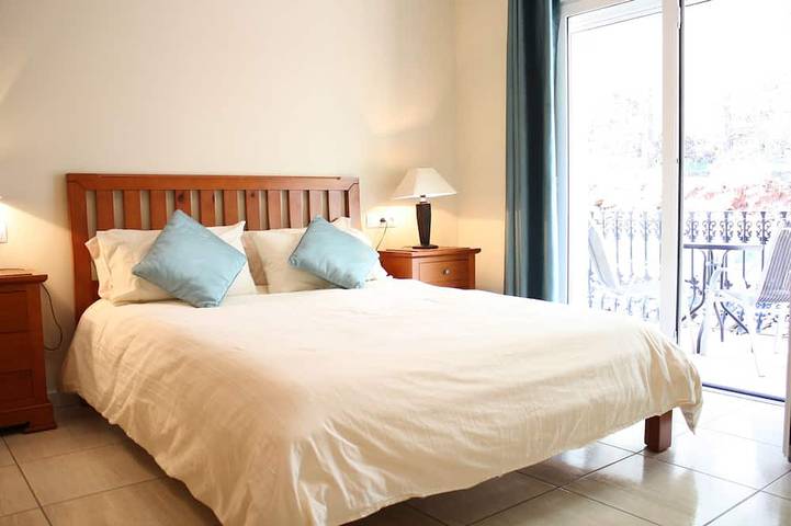 Villa de luxe, La Sella, piscine privée, 8 couchages, wi-fi, climatisation. in La Sella, Pedreguer