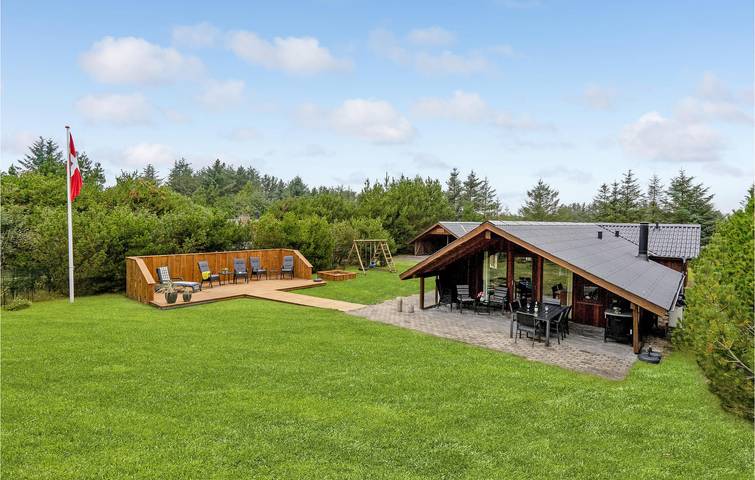 Ferienhaus für 10 Personen, mit Whirlpool und Terrasse sowie Sauna in Grønhøj Strand
