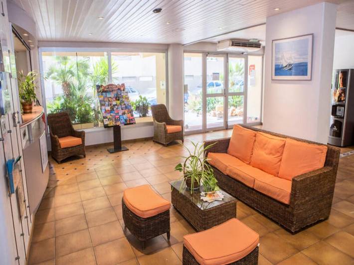 Gîte pour 4 personnes, avec balcon, animaux acceptés dans Plage Beau Rivage Saint Raphael - 4