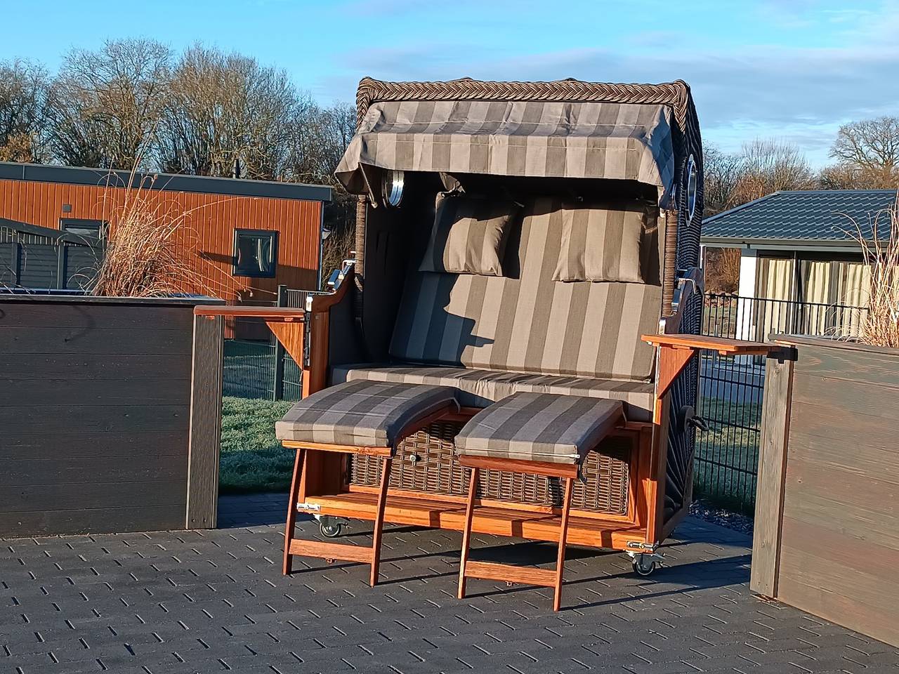 Chalet Black Pearl Ostsee nah Lübecker Bucht / Hund / Zaun / umzäunt in Süsel, Ostholstein