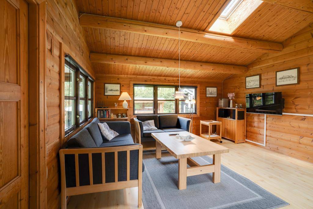 Skønt sommerhus med shelter på helt ugeneret grund in Houstrup, Varde Kommune