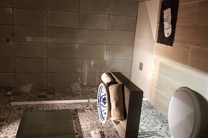 Location de vacances pour 6 personnes, avec balcon et jacuzzi ainsi que piscine et jardin à Alcaudete - 3