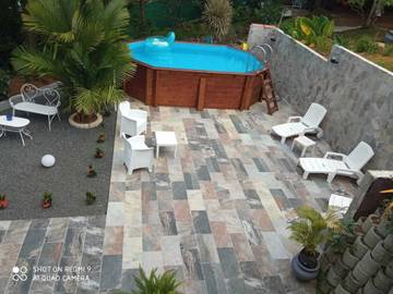 Gîte pour 2 personnes, avec piscine et terrasse dans Fort-de-France