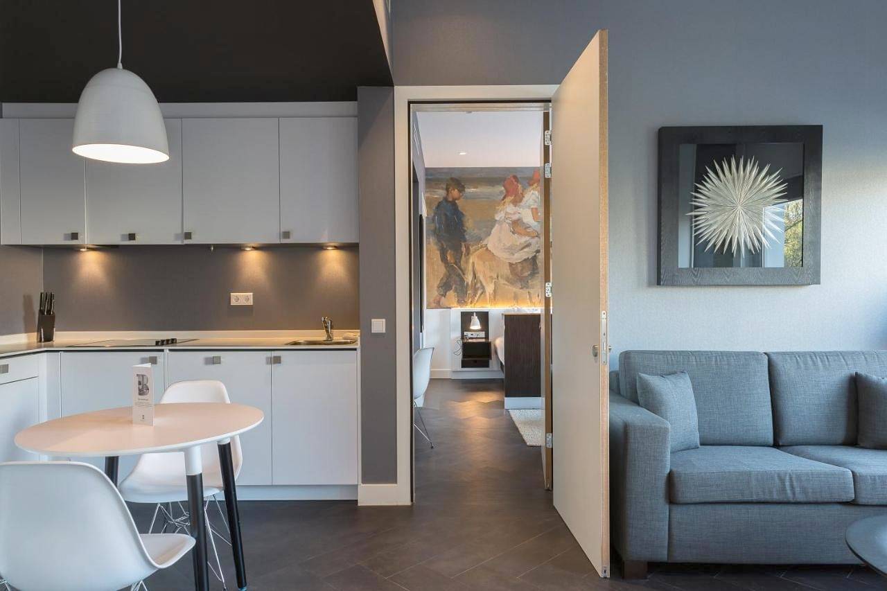 B-aparthotel Kennedy in Scheveningen, Haga